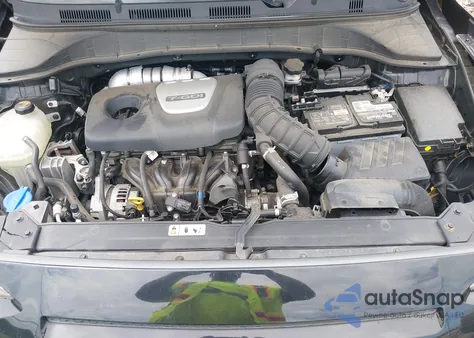 2018 Hyundai Kona Limited z USA, uszkodzony, nr VIN KM8K33A50JU076853